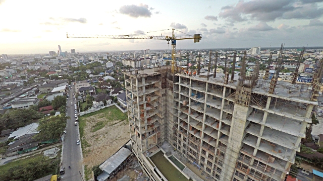 scaffolding planks